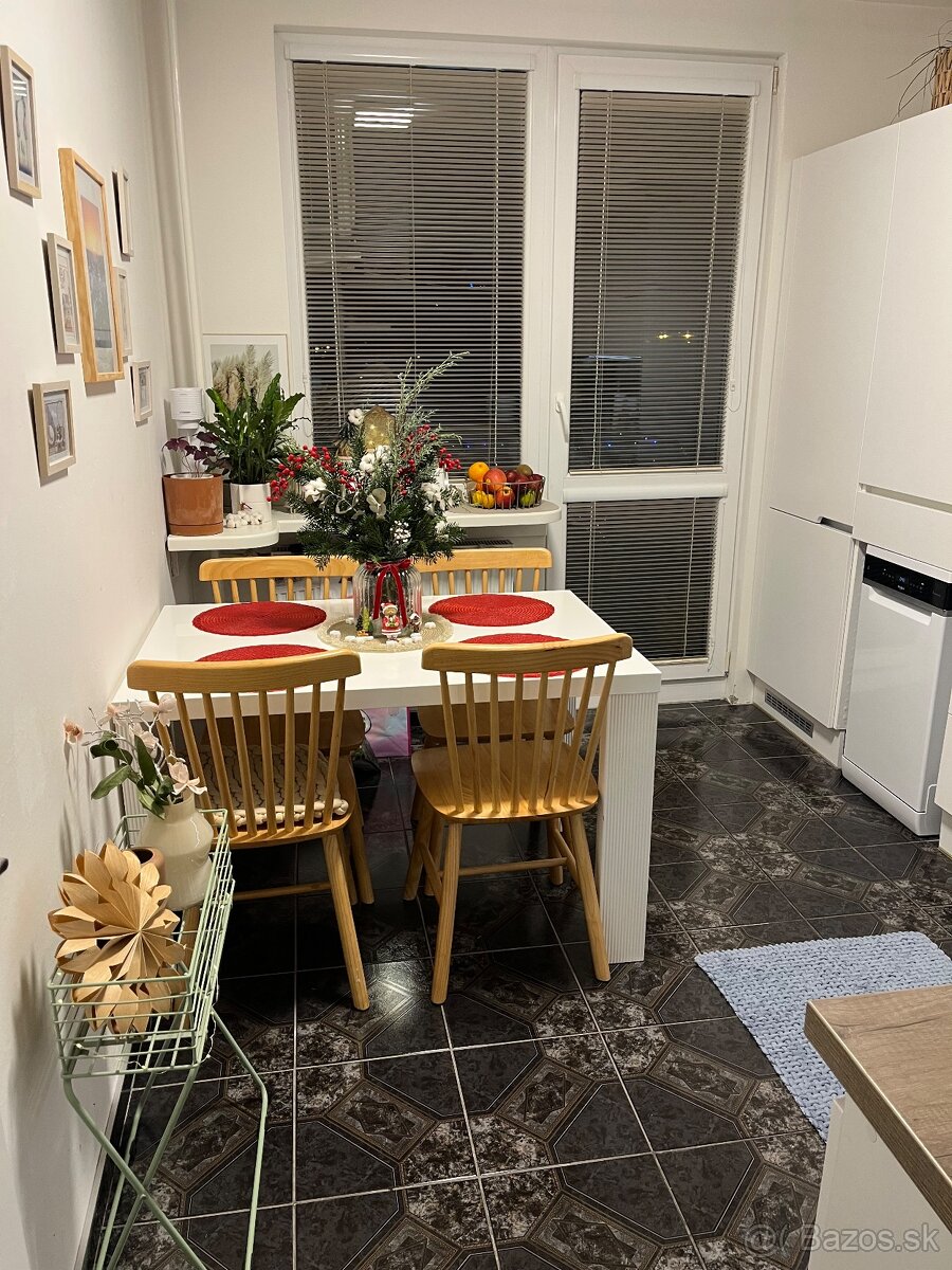 Jedálensky stol 120x80 - 2