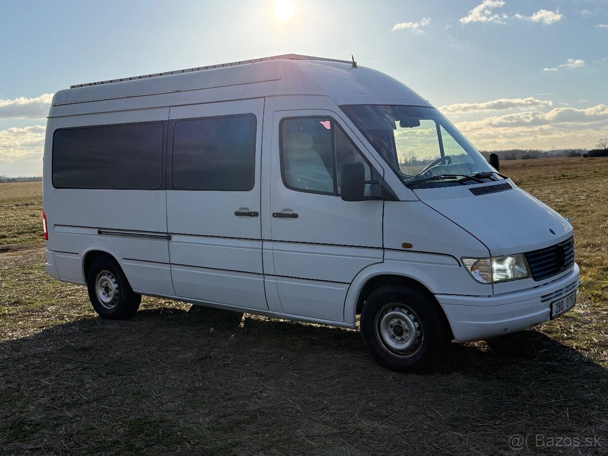 Obytna dodavka,caravan mercedes sprinter 312D - 2