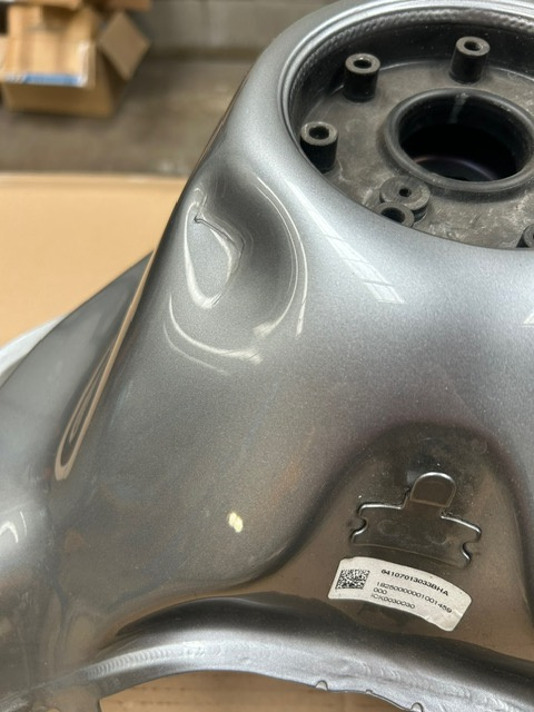 Nádrž KTM Duke 790 - 2