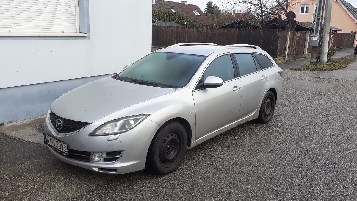 Predám predný nárazník Mazda6 GH - 2