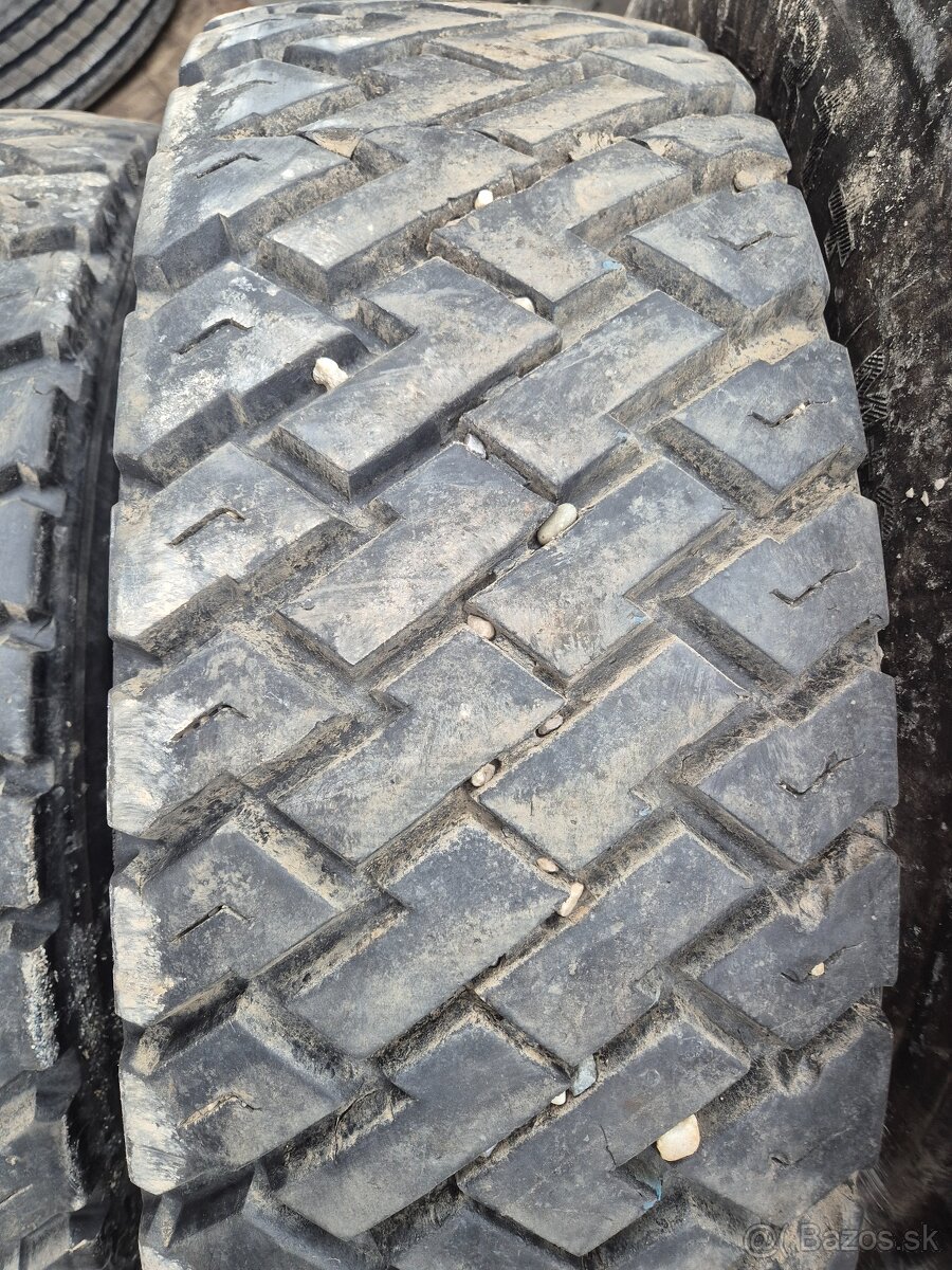 Predam pneu 265/70 r17.5 - 2