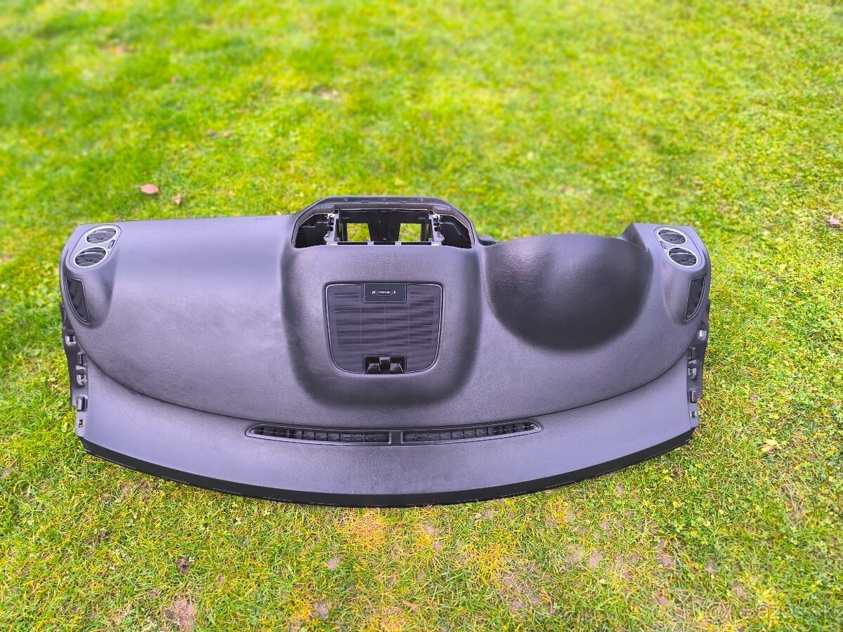 Palubná doska palubovka Volkswagen Golf plus , Sharan a ine - 2