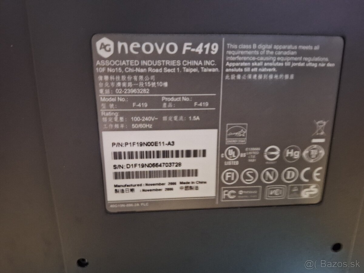 Lcd monitor 19". - 2