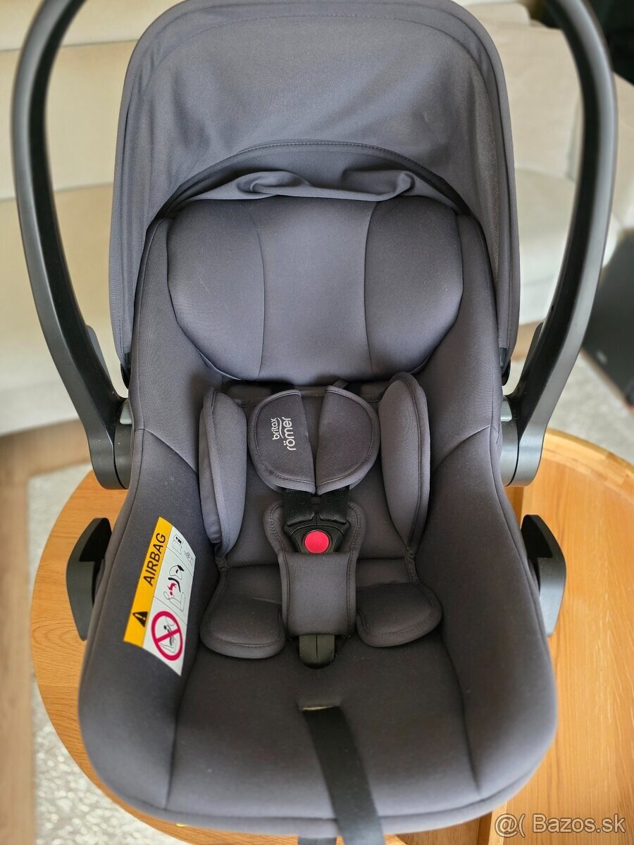 Vajicko Britax Römer + isofix - 2