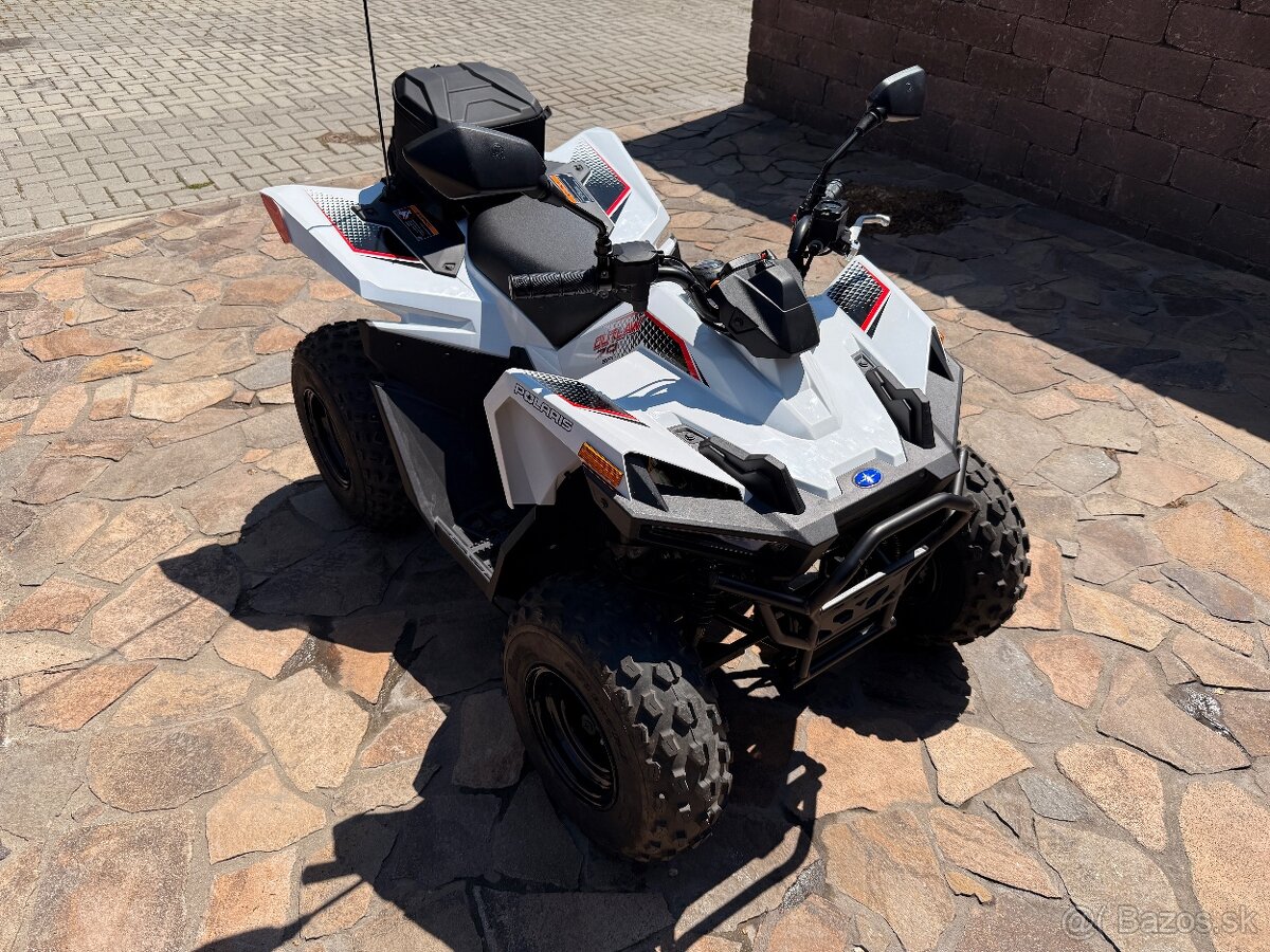 Polaris Outlaw 70 EFI – ako nová, garážovaná (2024)