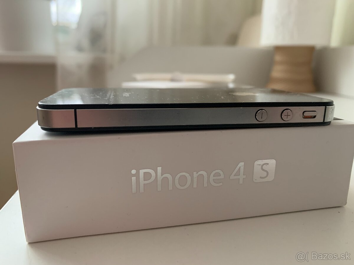 Predám funkčný Iphone 4s 16gb v super stave - 2