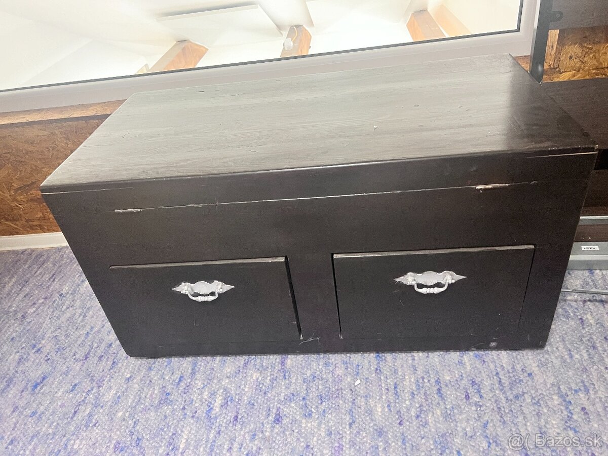 Starožitná truhlica - 2