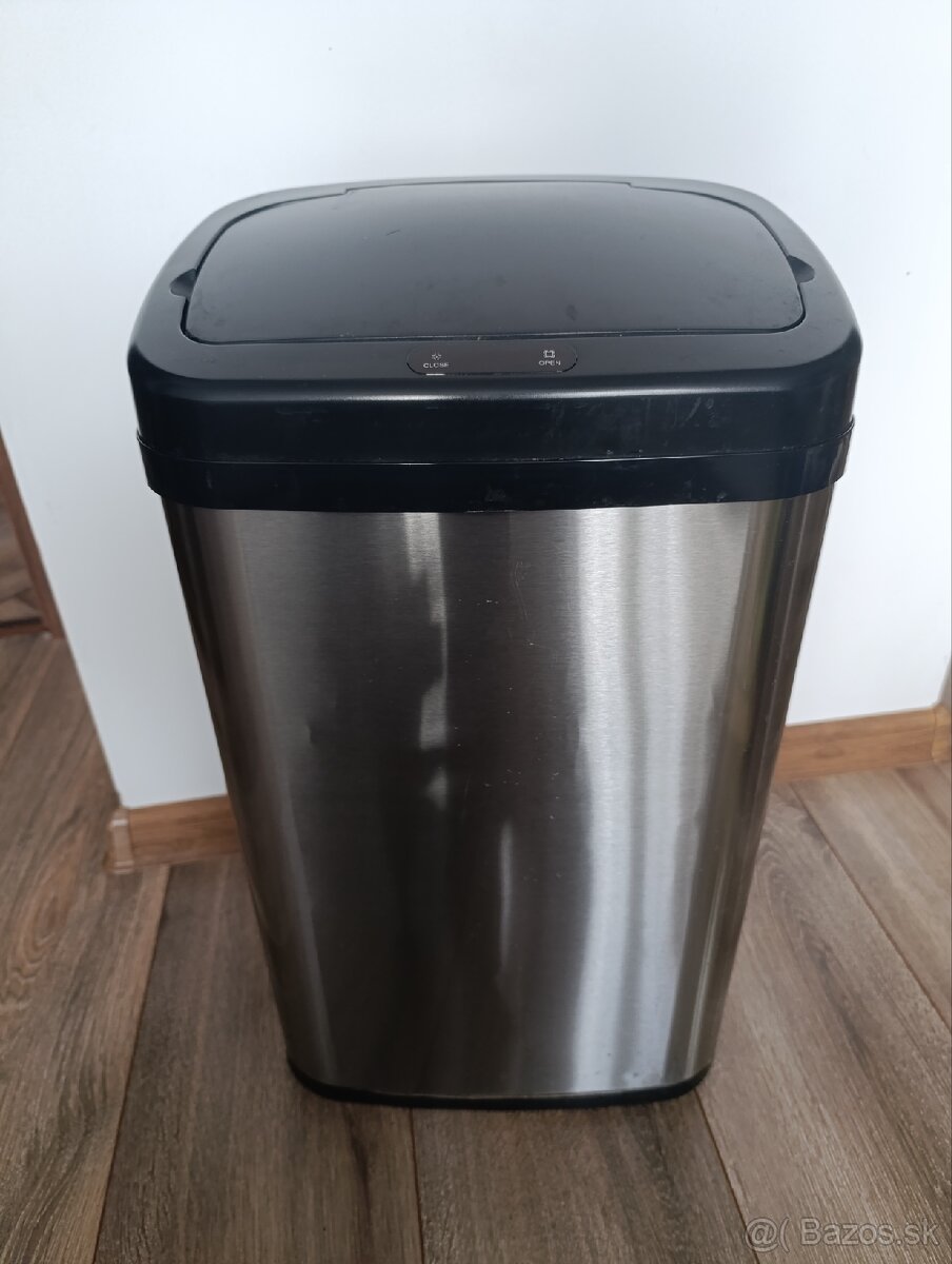 Bezdotykový smetný kôš - 2
