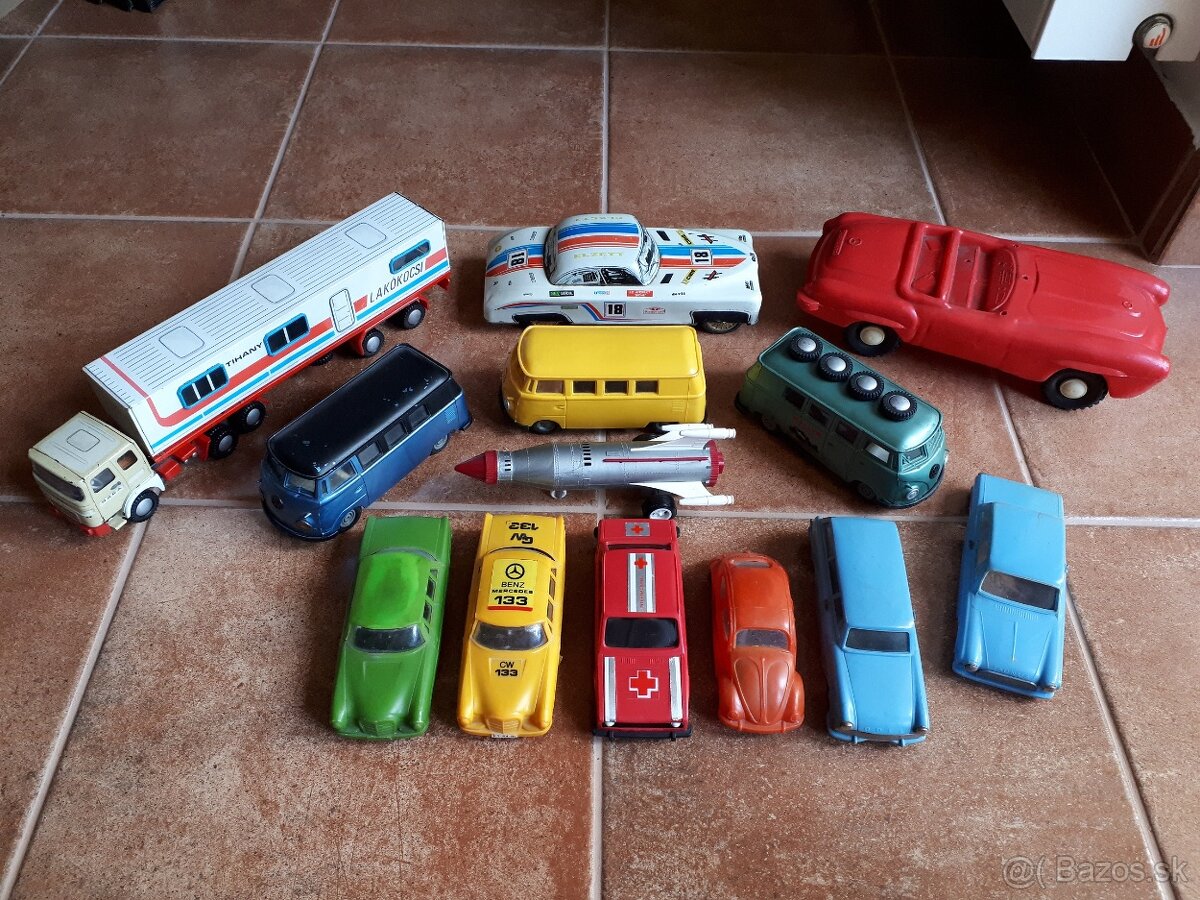 Stare hracky : Stara hracka Madarsko - 2