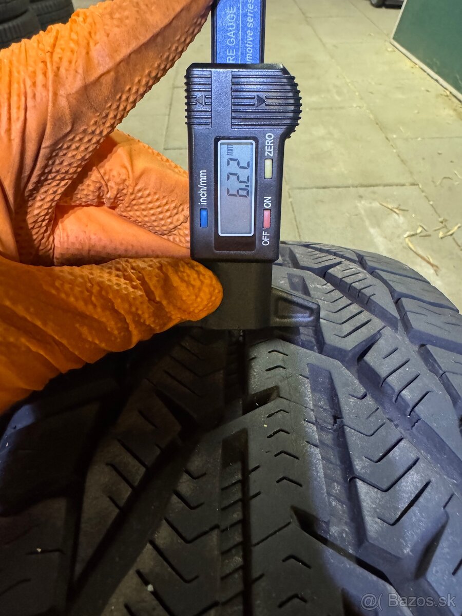 Sebring 195/60 R15 zimné - 2