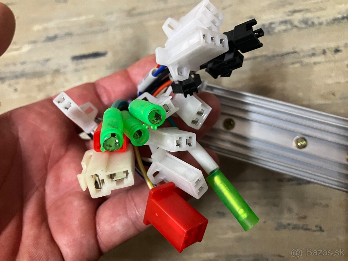 Predám riadiacu jednotku - 2