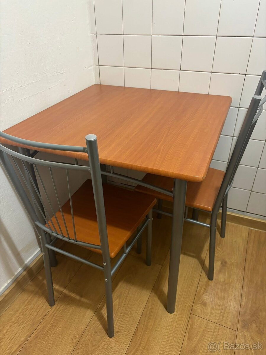 Stôl+stoličky - 2