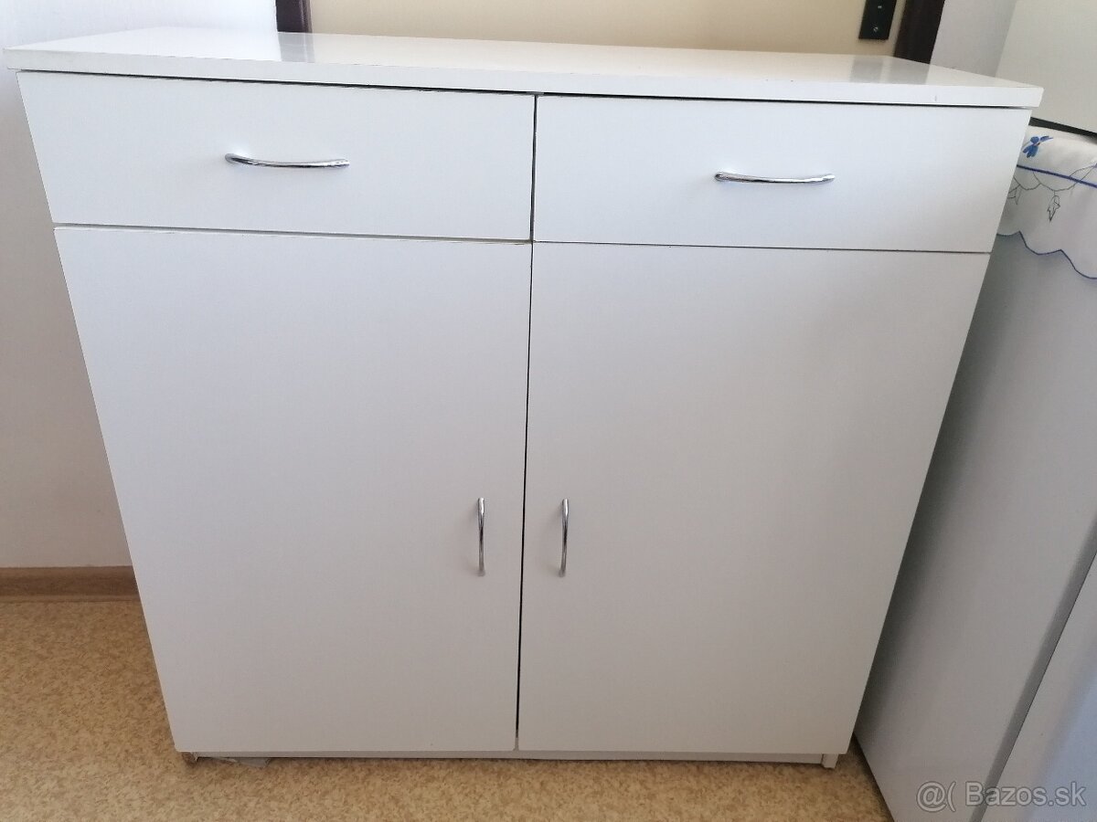 Komoda biela - 2