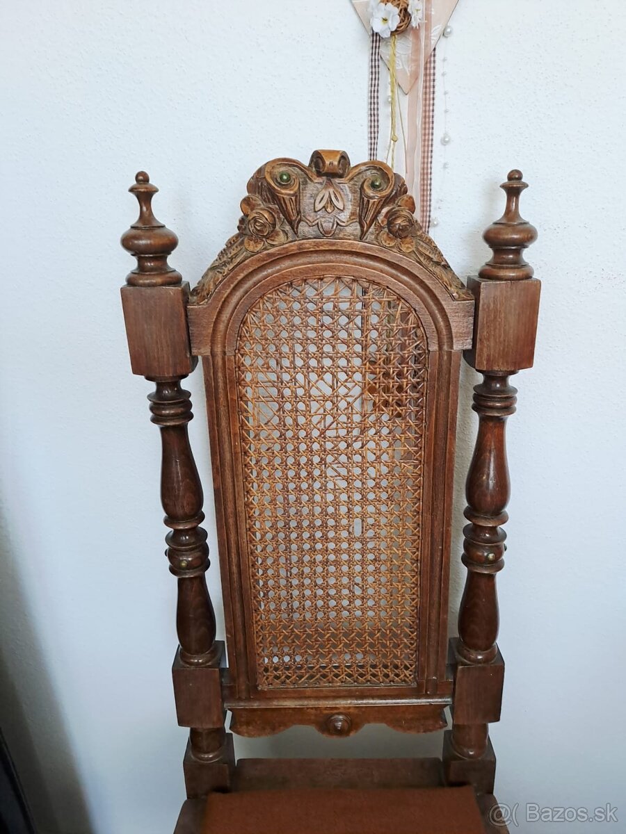 Predám starožitné stoličky 3ks - 2