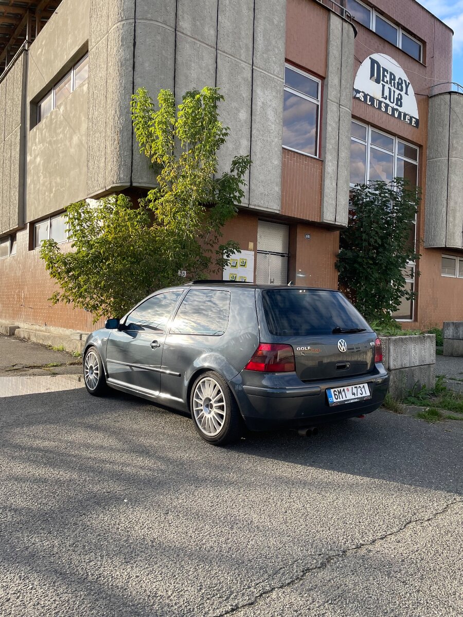 Golf 4 GTI 1.8T 110kW 3dv - 2
