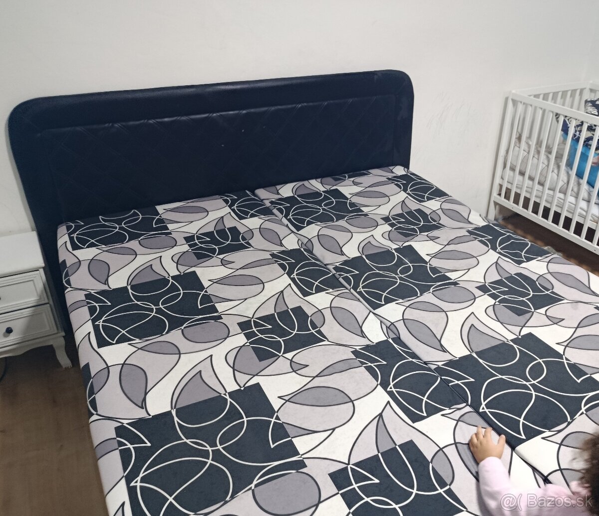 Predám manželskú posteľ - 2