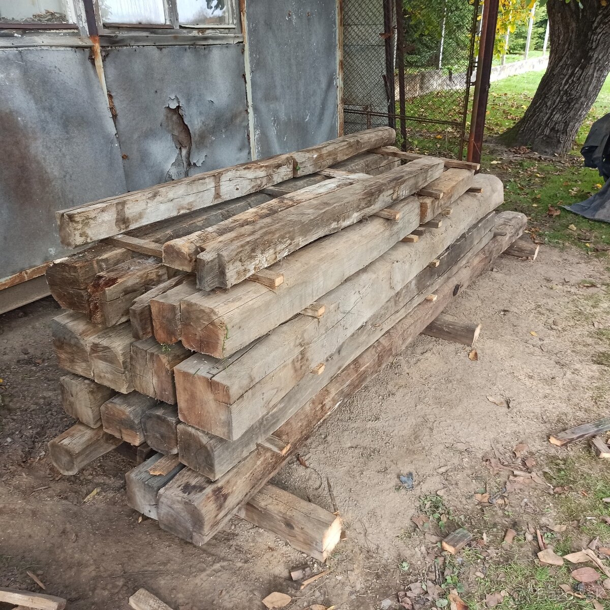 Staré dubové drevo - 2