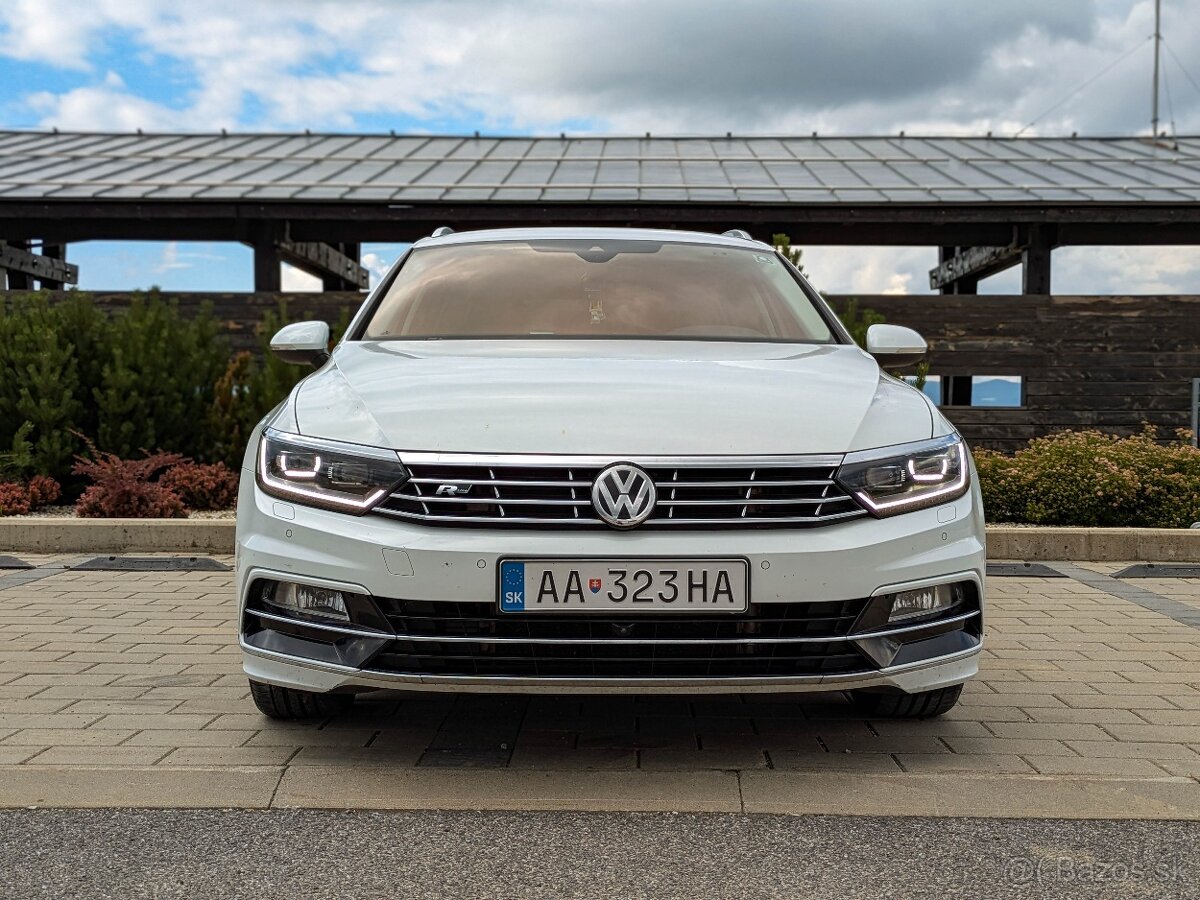 Volkswagen Passat Variant 2.0 TDI 140kW Highline R-Line DSG - 2