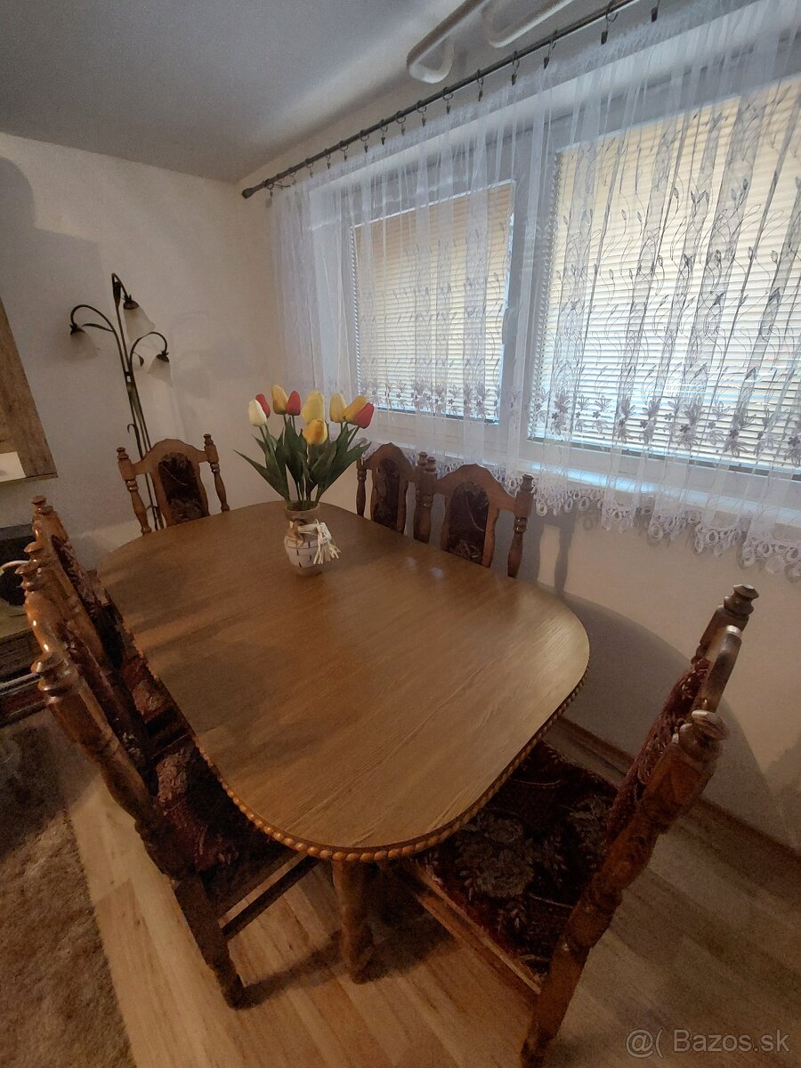 Jedálenský stôl a stoličky - 2