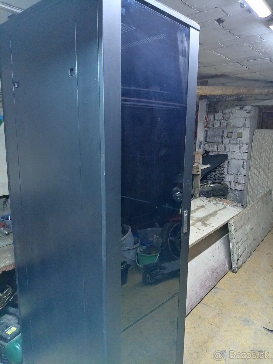 Predám elektrickú rozvodnu - 2