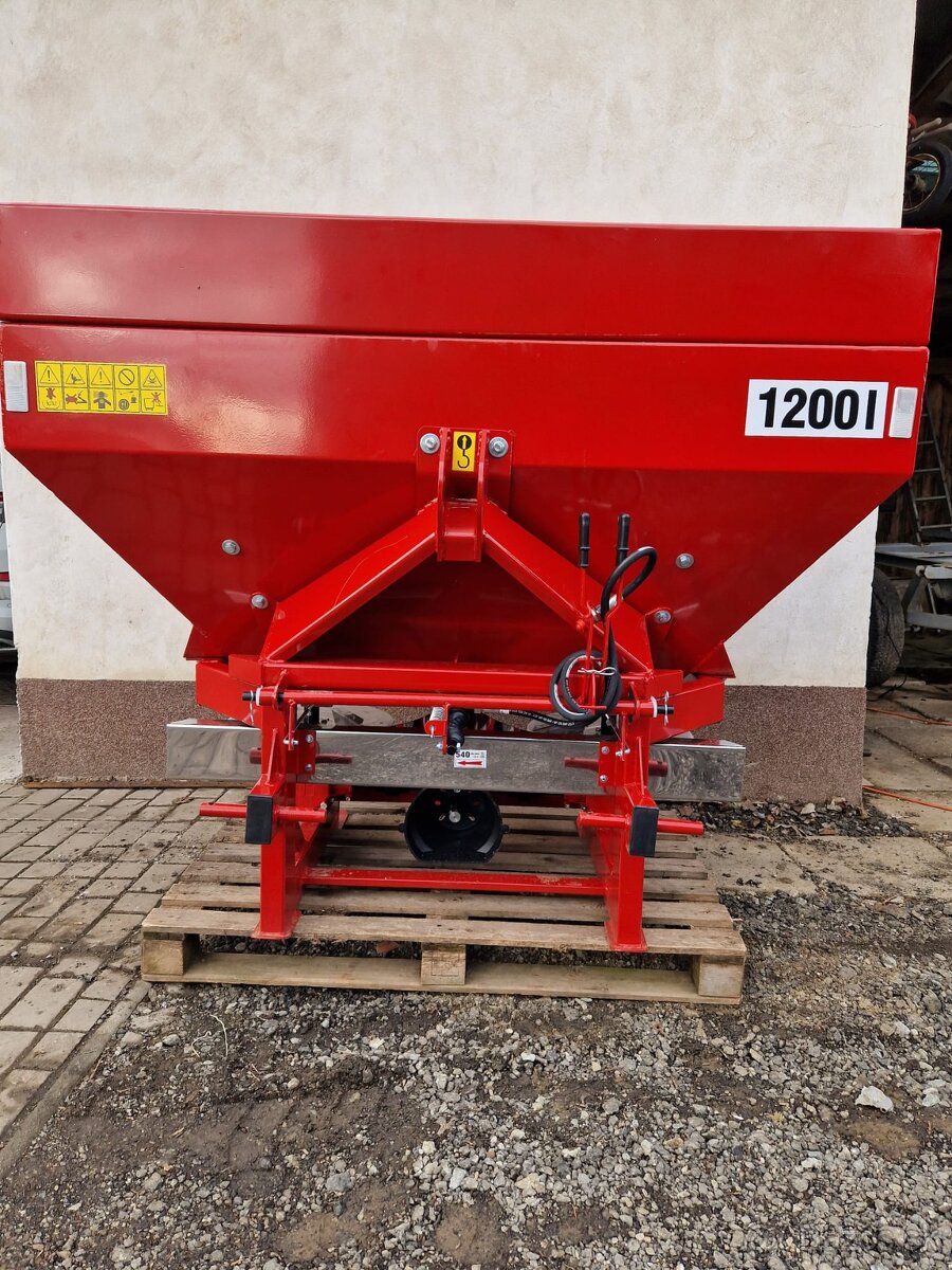 Rozmetadlo umelého hnojiva - 2