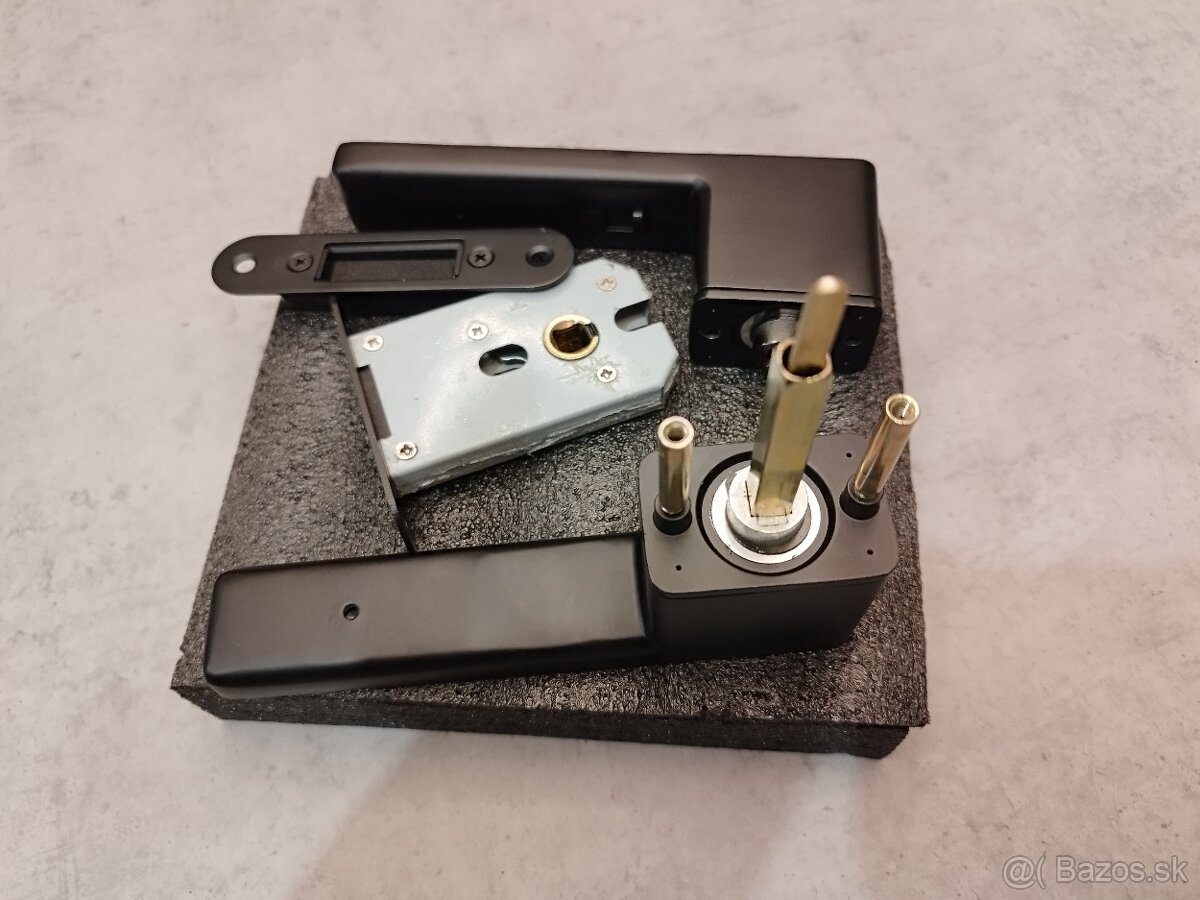 Interierová kľučka so smart uzamykaním - 2