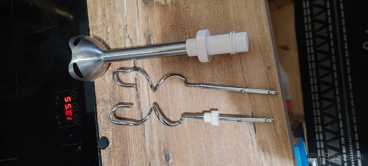 Ručný šľahač s misiu Eta - 2