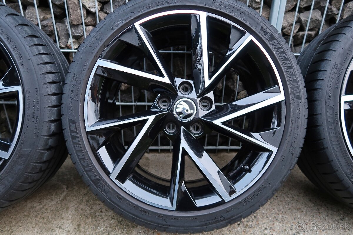 Vega r18 letne Octavia 3 - 2