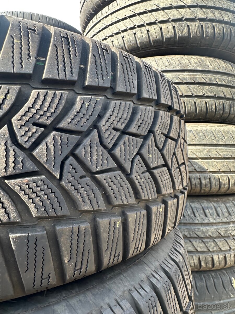 205/60 R16 zimne Dunlop - 2