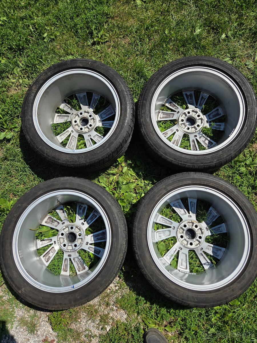 215/45 R17 letna sada - 2