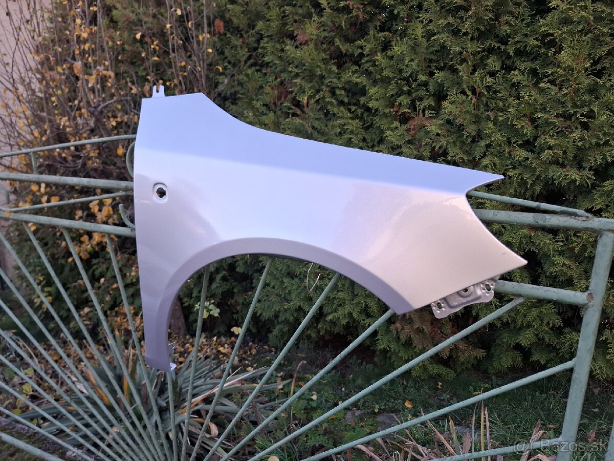 Predny blatnik fabia 2 roomster. - 2