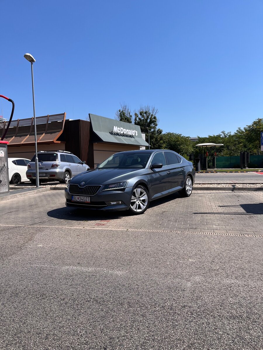 Škoda Superb 1.6 TDi 2017 - 2