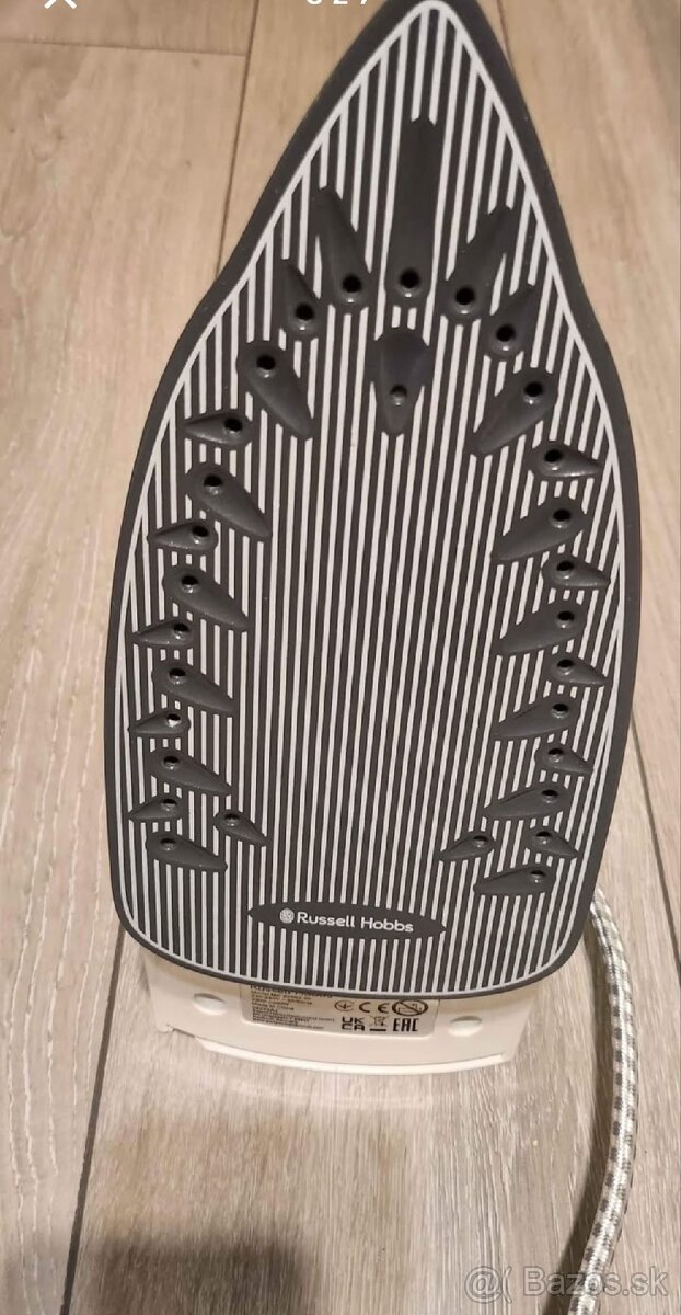 Žehlička Russel Hobbs 2600W - 2