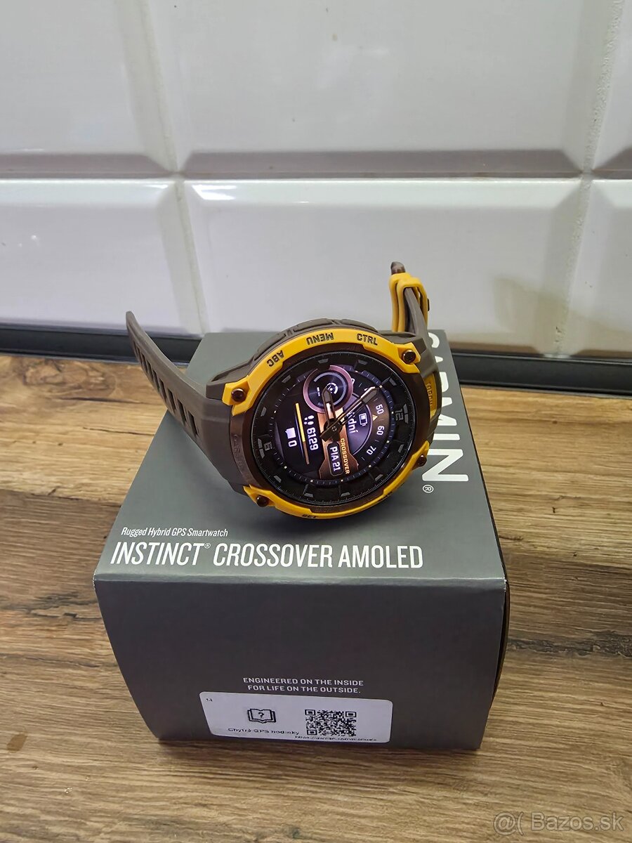 Predam smart hybridne hodinky Garmin Crossover Amoled - 2