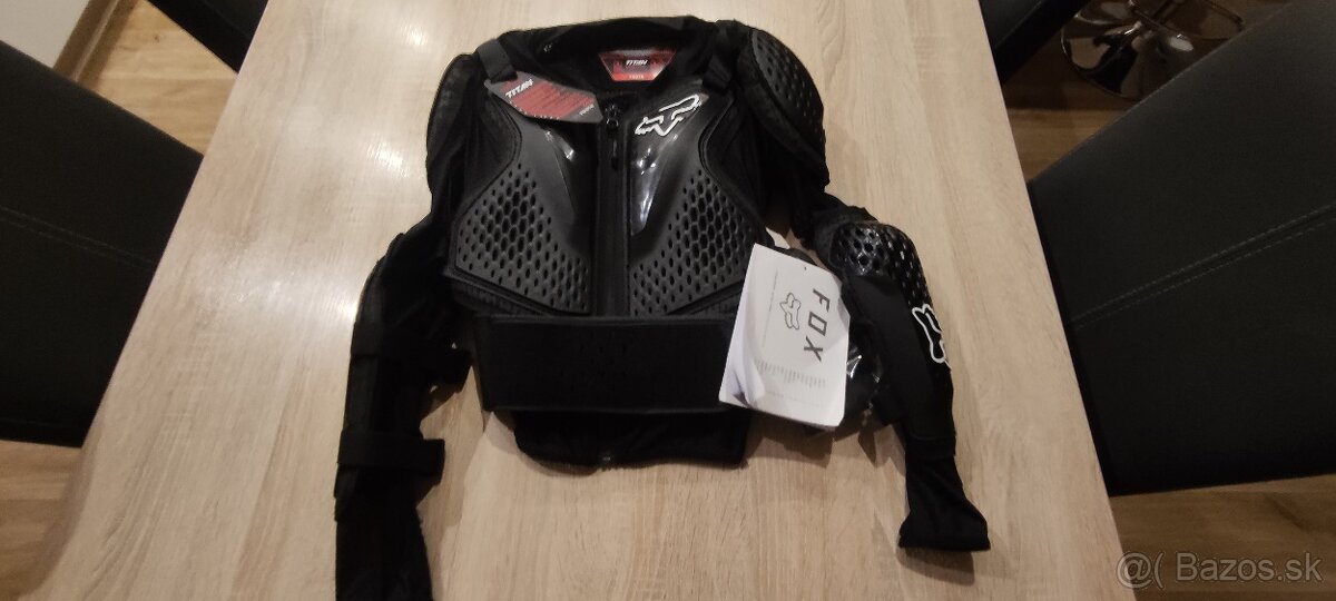 TRIČKO S CHRÁNIČMI FOX JUNIOR TITAN SPORT BLACK YOS - 2