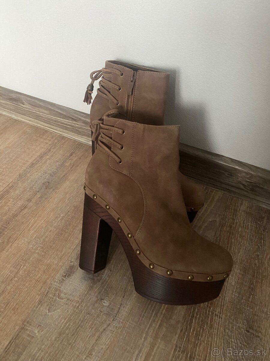 Hnedé čižmičky - 2