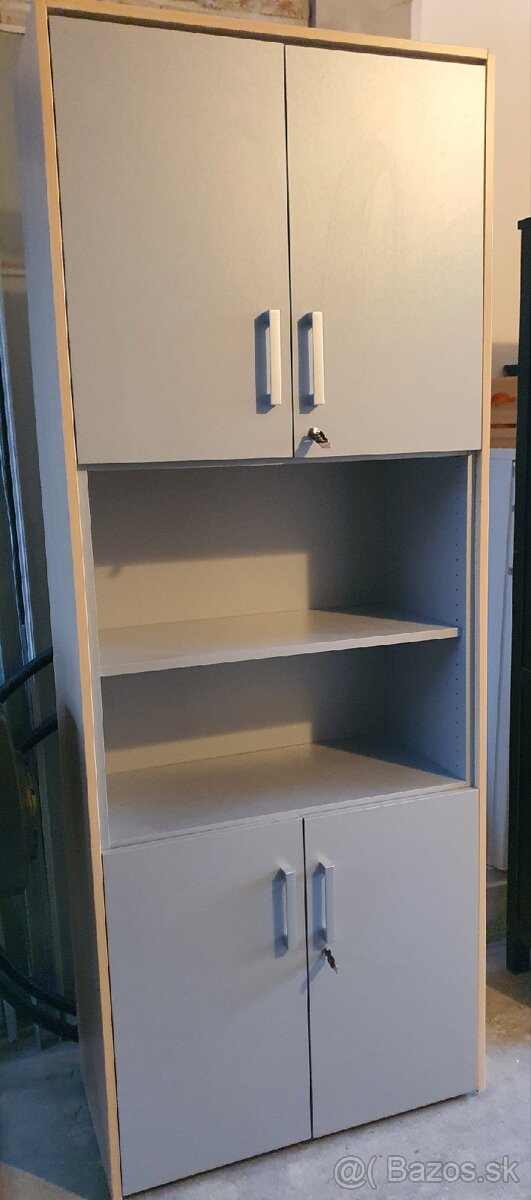 Kancelárska skriňa - 2