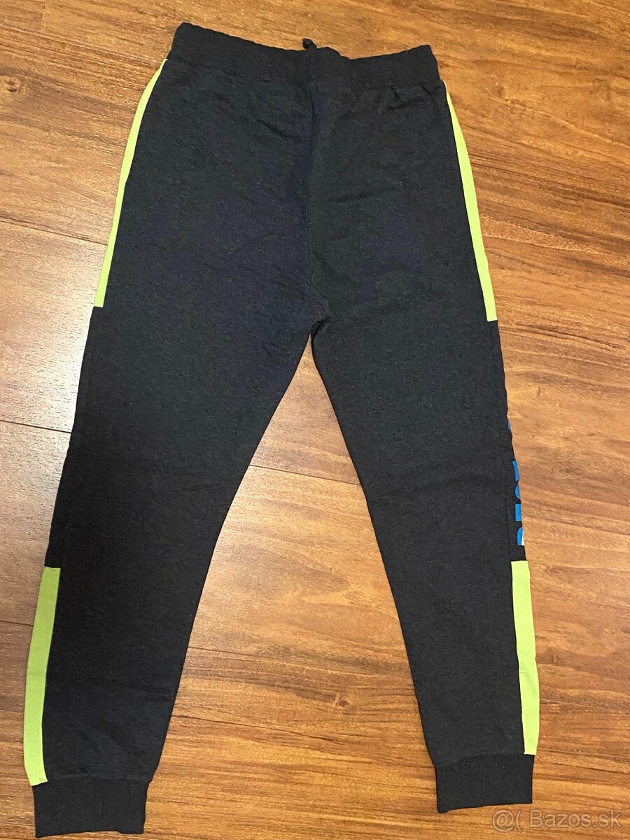 Chlapčenské tepláky veľ.140-146 cm - 2