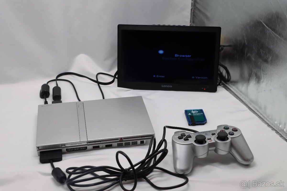 PlayStation 2 Slim Silver SCPH-70004 / komplet prísluš. - 2