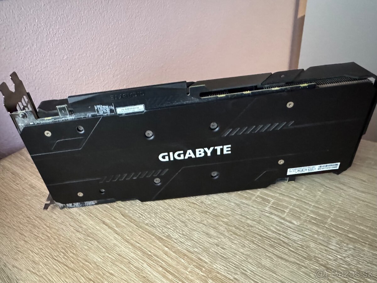 Gigabyte geforce RTX 2060 a PC zdroj - 2