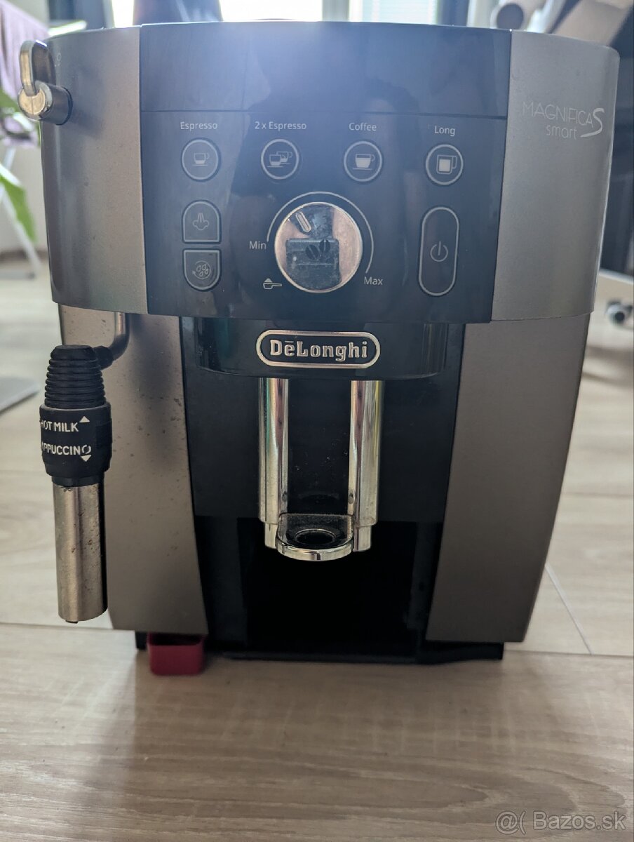 DeLonghi Magnifica S Smart - 2