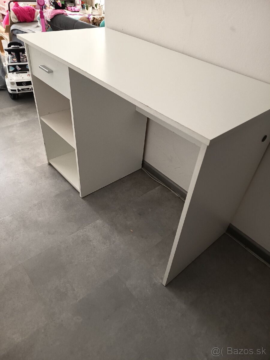 Písací stôl - 2