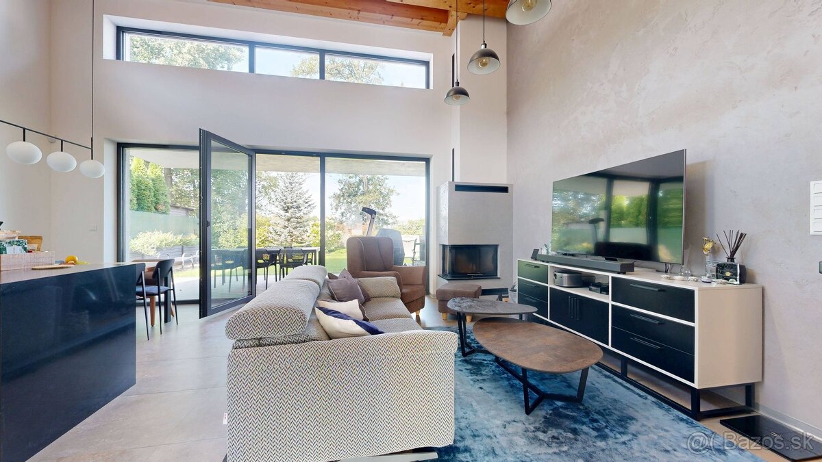 Luxusný rodinný dom pri golfovom rezorte Penati - 2