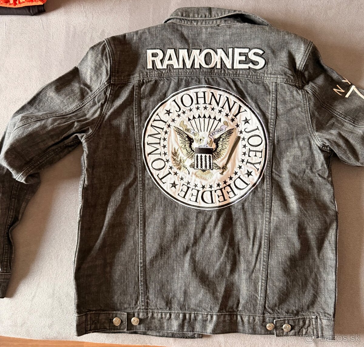 Ramones ryflova bunda velkost XL - 2
