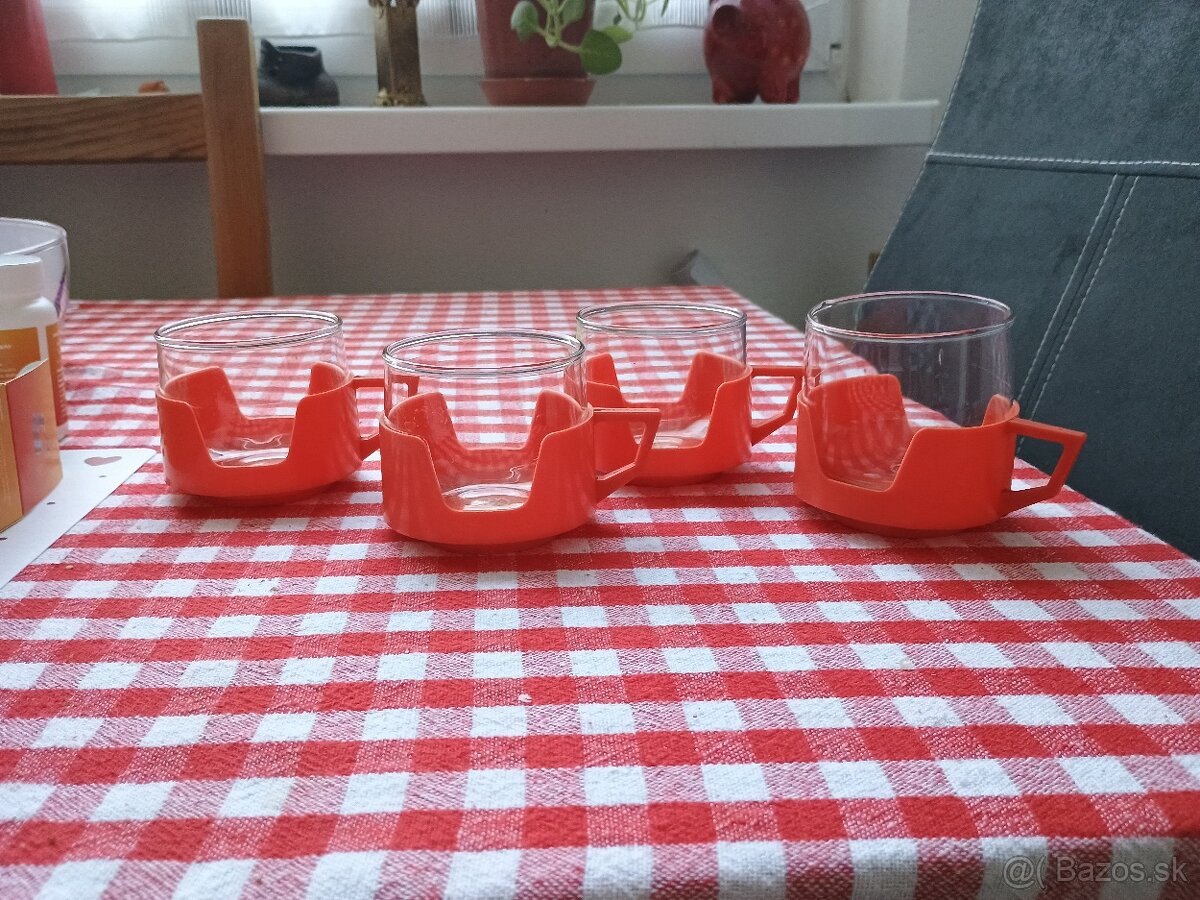 Sklenené šálky retro - 2