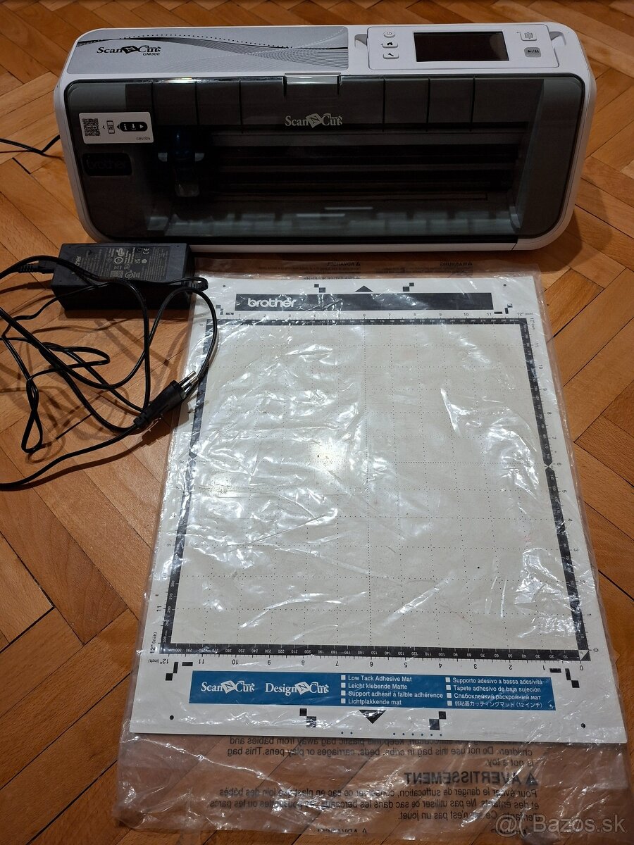 Rezací ploter Brother ScanNCut CM 300 - 2