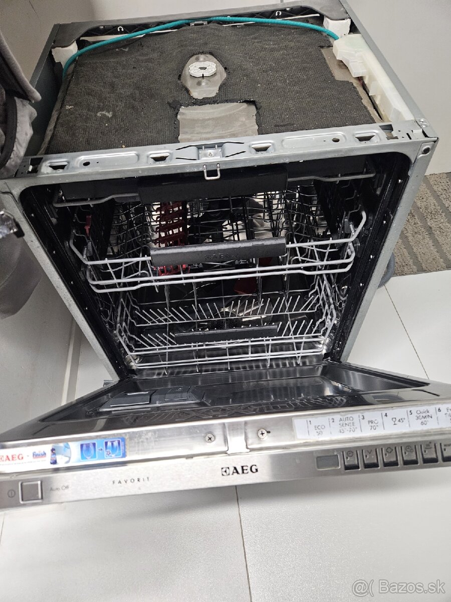 Vstavana umyvacka riadku aeg - 2