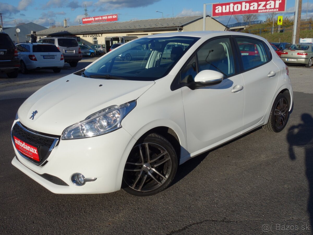 Peugeot 208 - 2