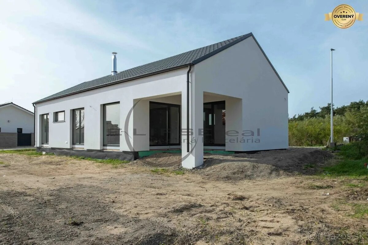 SKOLAUDOVANÉ Štýlový 4i dom – ŠTANDARD v cene - 2