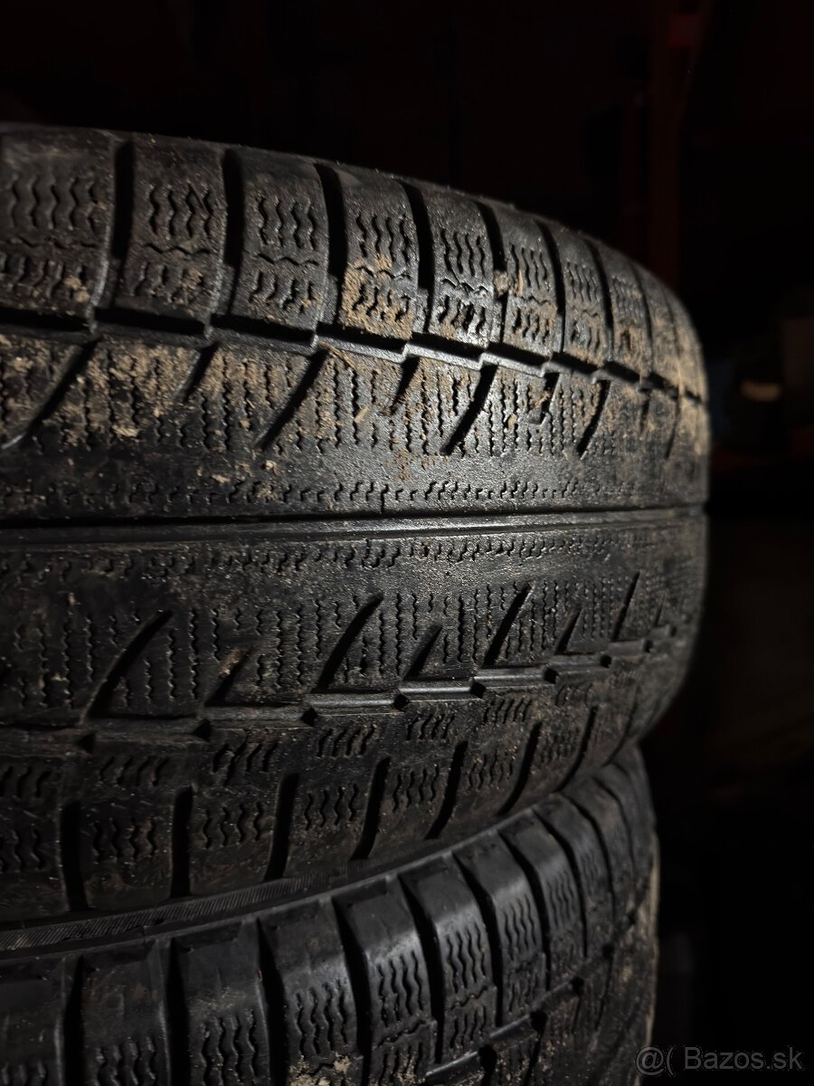 235/65R16C zimné 4ks 5-6mm - 2